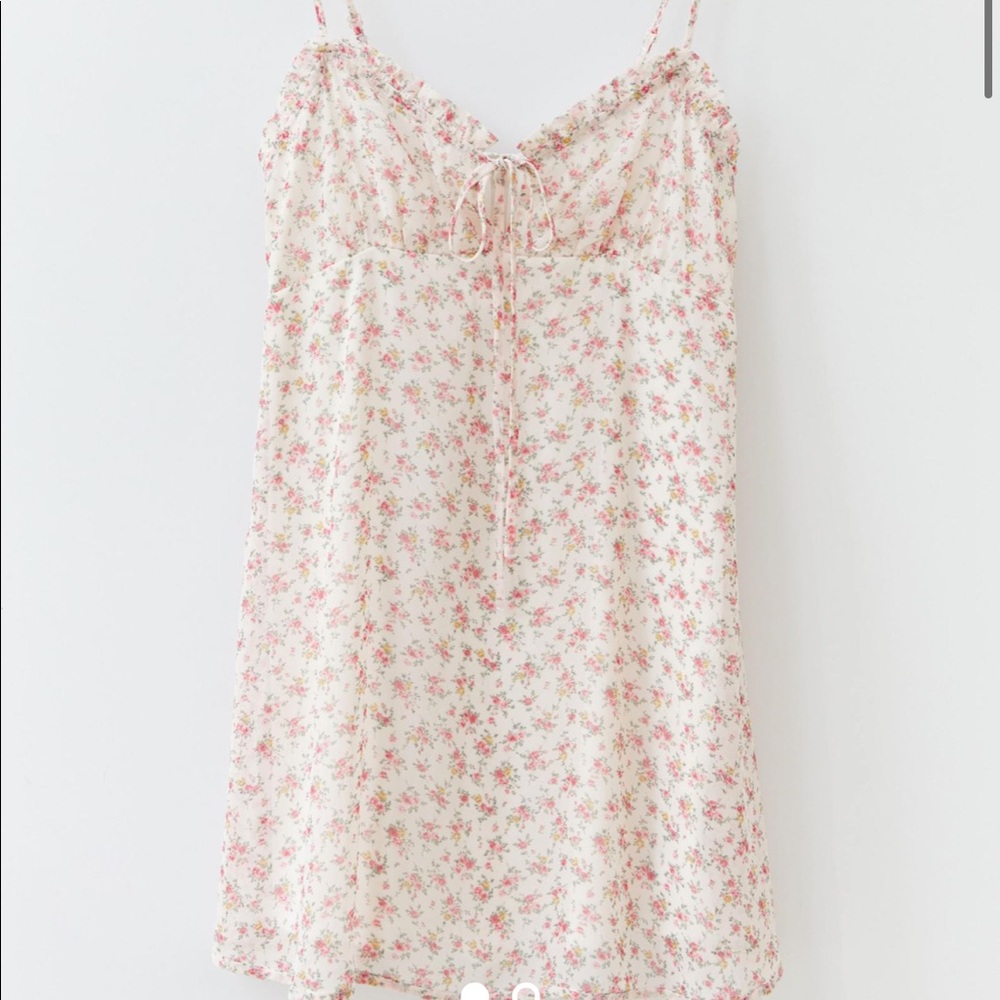 XS mini floral dress, urban outfitters